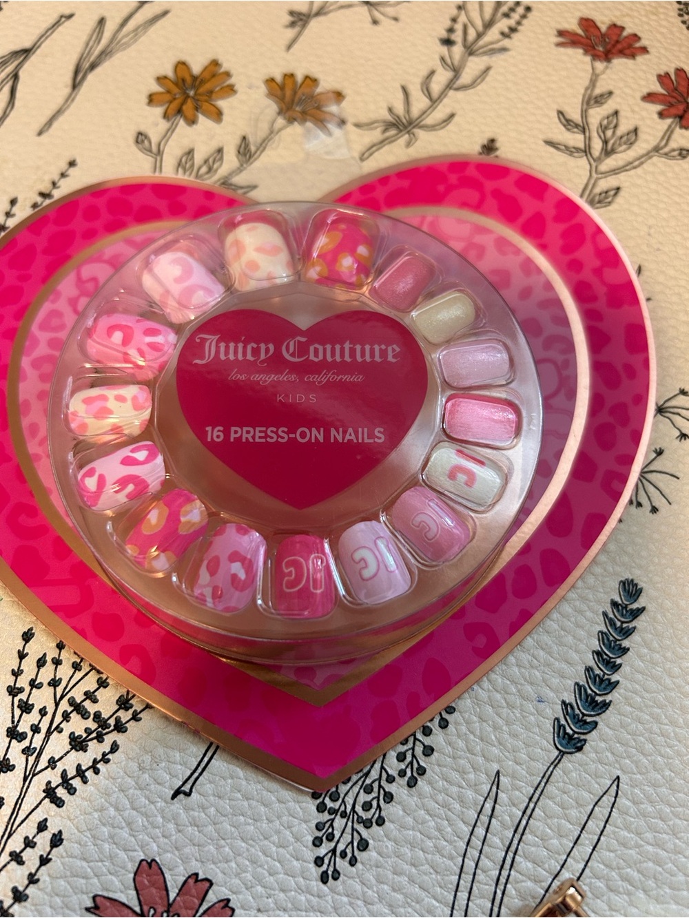Juicy Couture 16 Pack Pink Press-On Nails